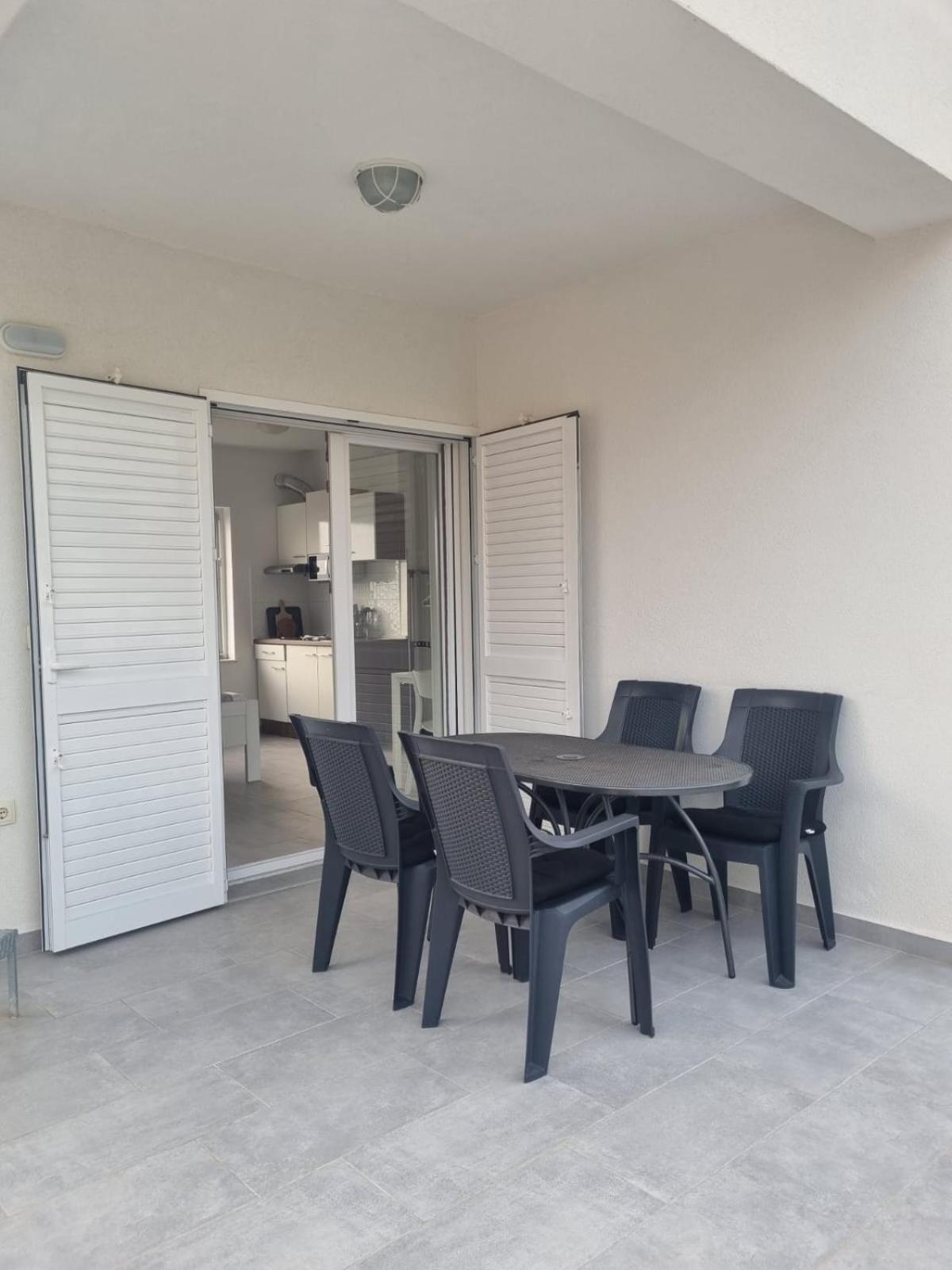 Matoc Apartments Murter Kültér fotó